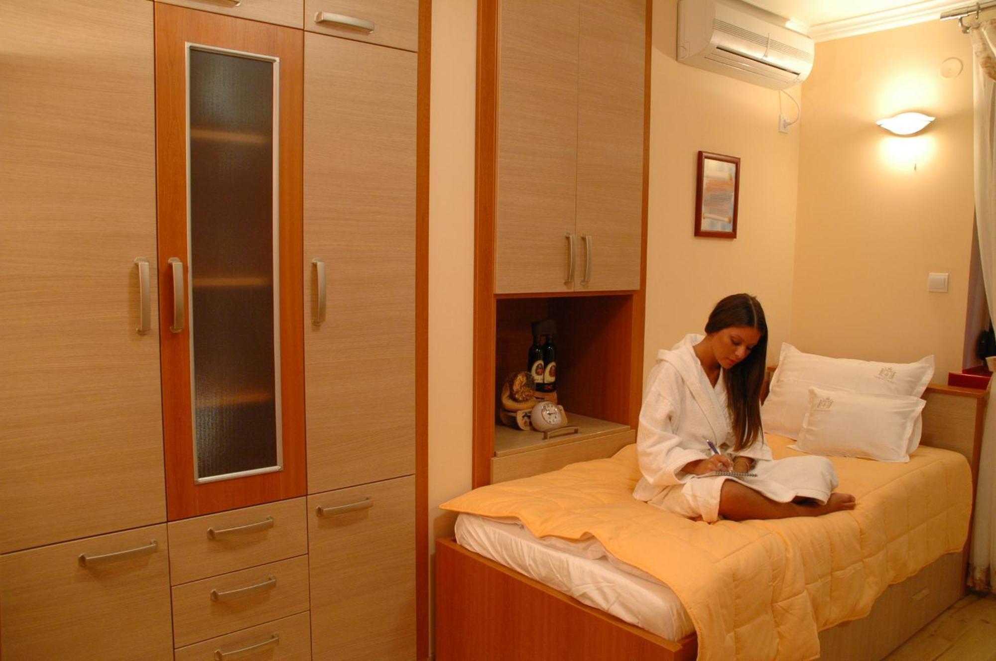 Hotel Tehnograd Kraljevo Dış mekan fotoğraf
