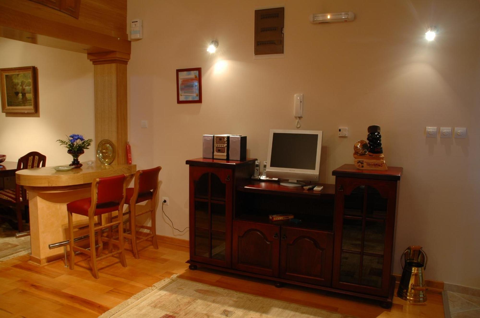 Hotel Tehnograd Kraljevo Dış mekan fotoğraf